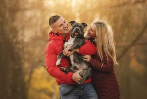 Miloš Petrášek Instagram - Můj motor👨‍👩‍👦‍👦

#me#man#my#family#familytime#americanbully#wife#dog#best#live#love#you