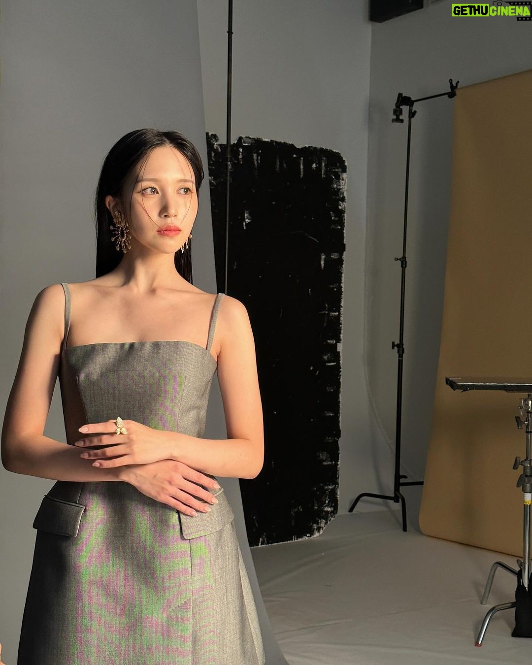 Mina Myoui Instagram - @25ansjp @boucheron