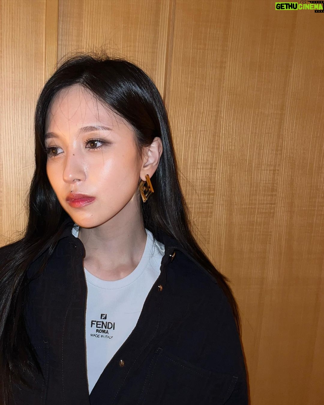 Mina Myoui Instagram - P E E K A B O O 🖤 @fendi #FendiFW23 #PR