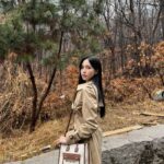 Mina Myoui Instagram - @burberry #AD #BurberryTrench #JAPAN