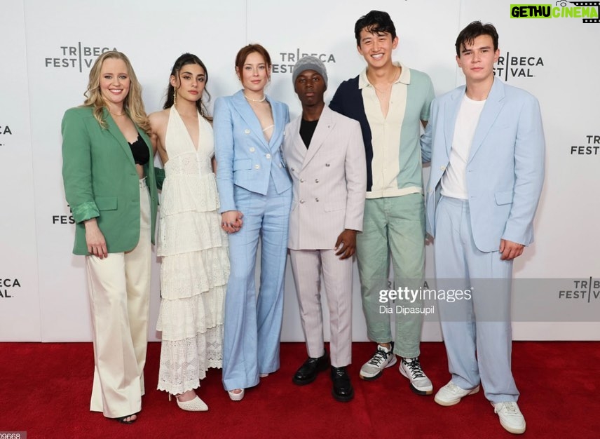 Mina Sundwall Instagram - The Graduates premiered at @tribeca last night… i’m overwhelmed with gratitude for everyone who has been part of this movie and everyone who shared this night with us. thank you thank you thank you!