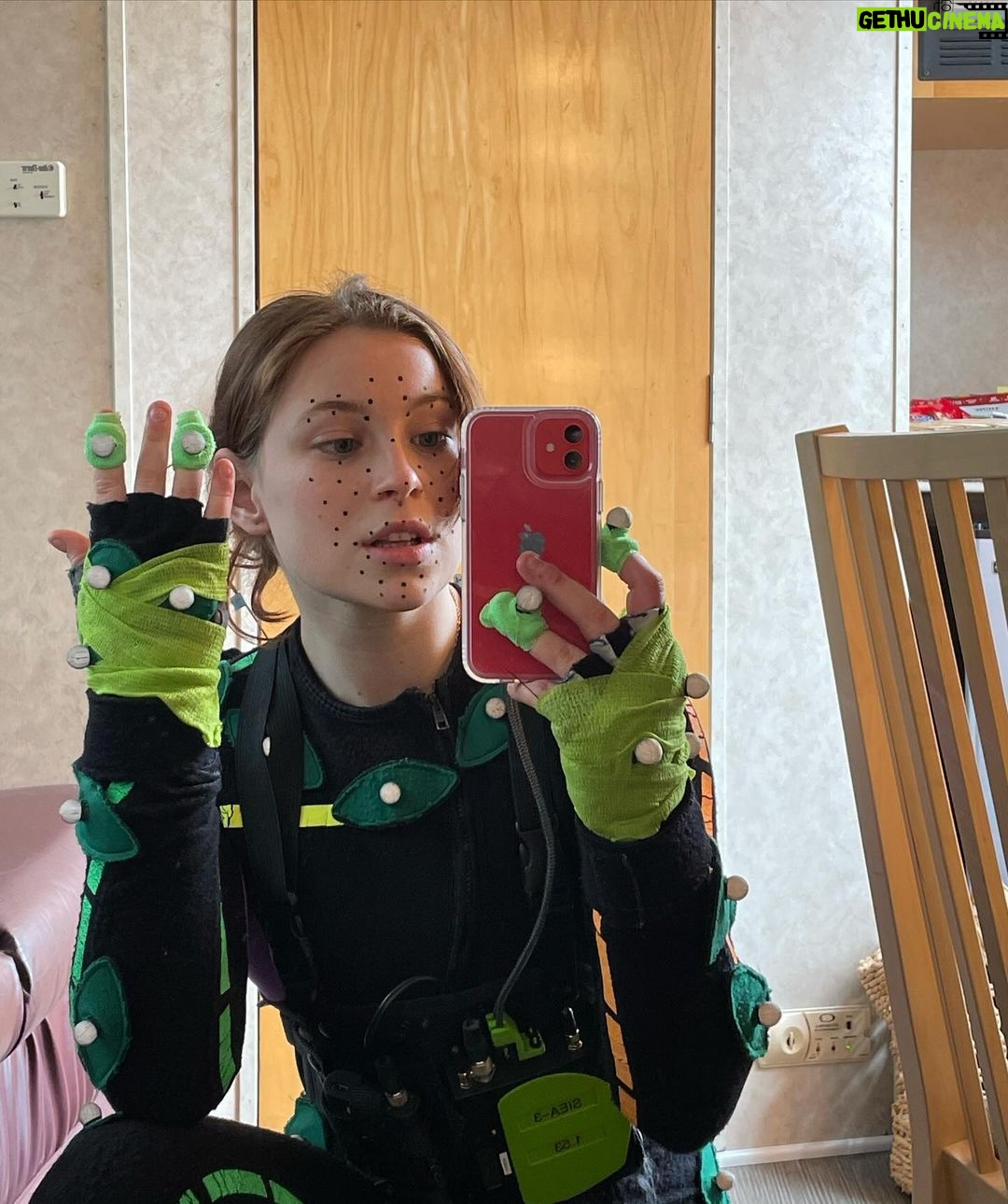 Mina Sundwall Instagram - #GodofWarRagnarok miss u