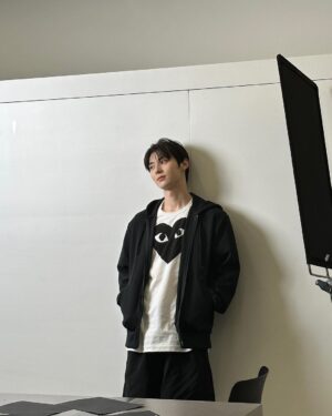 Minhyun Instagram - 🫰🏻