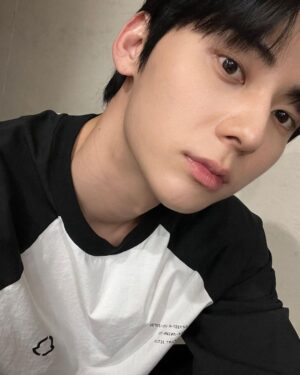 Minhyun Instagram - 