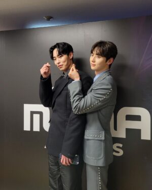 Minhyun Instagram - 장욱서율