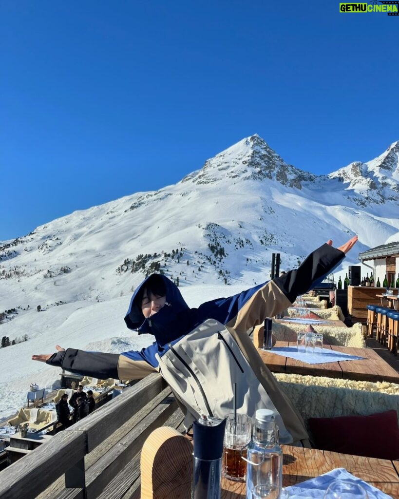 Minhyun Instagram - small Journey 。 St.Moritz,Switzerland.