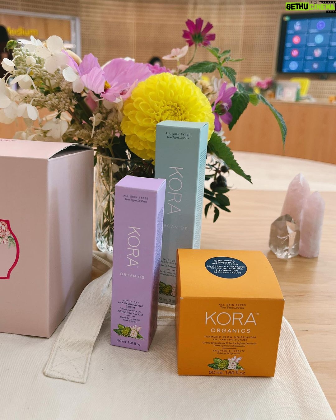 Miranda Kerr Instagram - It was so great to bring the entire @koraorganics team together this week. I can’t believe how much we’ve grown and all the amazing things we’ve accomplished in the certified organic space. I am so grateful for this incredible group of people who help bring my vision to life 🙏🌈💕 Many more exciting things to come! ☀️