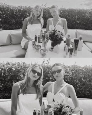 Miranda Kerr Instagram - A beautiful morning in Paris celebrating @koraorganics and our Plant Stem Cell Retinol Alternative Serum, available online at @sephorafrance July 3rd ✨❤️🇫🇷