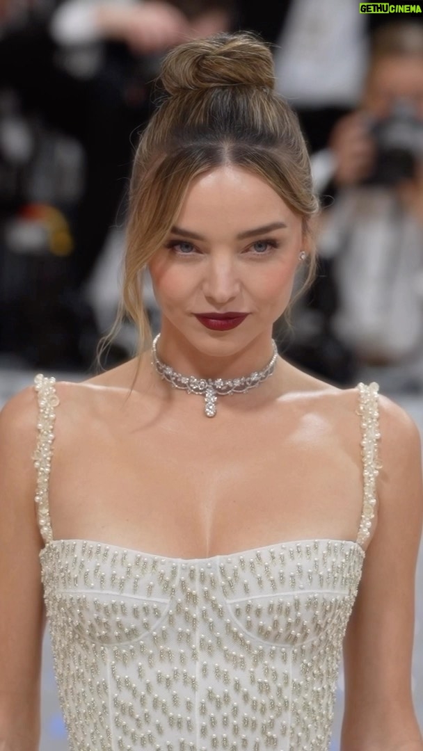 Miranda Kerr Instagram - (Re)live the magical moment when @MirandaKerr sparkled on the #MetGala 2023 carpet in a custom #DiorCouture jeweled bodice and skirt by @MariaGraziaChiuri for the @MetCostumeInstitute event. #StarsinDior Metropolitan Museum of Art (MET)