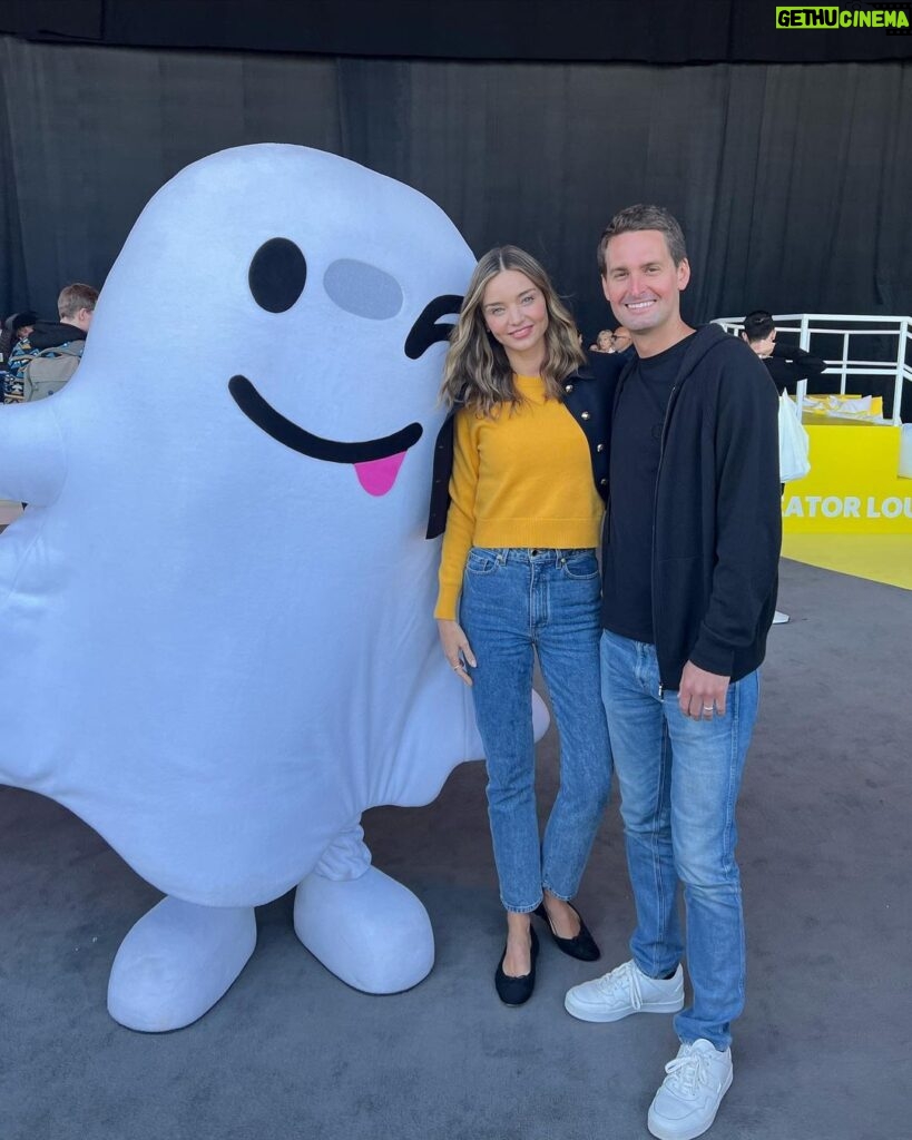 Miranda Kerr Instagram - So proud of Evan and the entire Snap team! Check out my Snap stories for more exciting content from today 💛👻✨