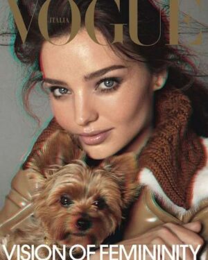 Miranda Kerr Instagram - I’ve officially entered my 40th year around the sun and my heart is so full!! ☀️ 

Sending heartfelt gratitude to everyone who has shared this journey with me so far… 🕺 

My wonderful husband and three boys, my family and friends (you all know who you are), thank you for every moment we’ve spent together and for your continuous love and support ✨🌙 ✨

Happiness is in moments shared. Thank you for enjoying the magic of life with me.🔮 

Sending you all the love from my heart to yours 💕Here’s to continuing to embrace each and every day wholeheartedly!

❤️🌻🌈🦄🪩🙌🎂💃🦋🤗🧜‍♀️💋