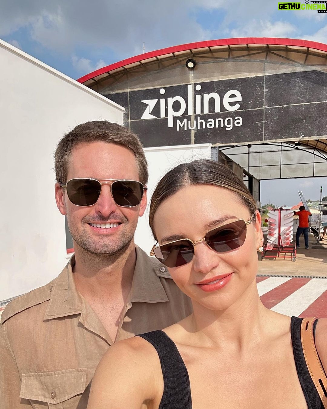 Miranda Kerr Instagram - Evan and I had the opportunity to visit the @zipline_rwanda distribution center. They are using technology to help advance the healthcare system in Rwanda and their autonomous drones send emergency packages as well as essential supplies. It was so great to visit the team and see their amazing work ππ