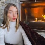 Miranda Kerr Instagram - Staying warm ❤️