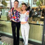 Miranda Kerr Instagram - 3 days and 11 smoothies later 💜🌈🤰🏻 Thank you to my wonderful friends who helped celebrate the launch of @koraorganics Plant Stem Cell Retinol Alternative Moisturizer and KORA Glow @erewhonmarket smoothie!