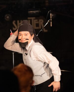 Misoo No Instagram - 2021で1番力強かった「たこ口」写真〜す！
.
Wiennersさんの
.
ライブのときの〜す！
.
カメラマンさん
.
あ〜ざした〜す！（たこ口）
.
#wienners #下北沢シェルター #下北沢shelter #脳みそ夫 #OL聖徳太子 #たこ口 #こんちわーす