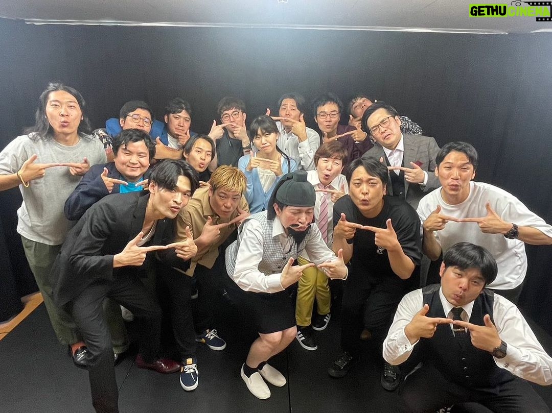 Misoo No Instagram - 広島行った〜す!(たこ口) . 介護芸人の鹿見さん . お笑いライブ『ワンチャン』のみなさま . RCC 天才横山さん . RCC 中根さん . RCC『ごぜん様さま』のみなさま . あ〜ざした〜す! . 広島 . たのし杉田玄白〜! . #鹿見勇輔 #ワンチャン #天才横山 #横山雄二 #中根夕希 #rccラジオ #ごぜん様さま #広島 #広島グルメ #広島現代美術館 #たべもの超うまいっす