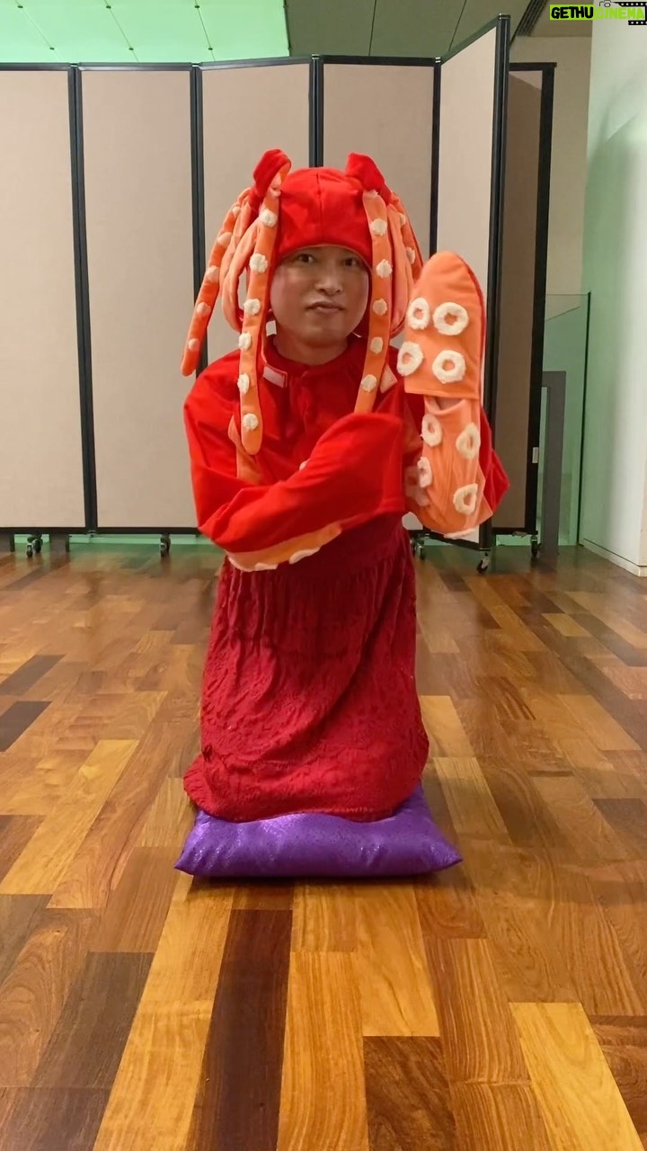 Misoo No Instagram - タコの落語〜す🐙 #タコお嬢 #脳みそ夫 #たこ焼き #たこ #落語 #オクトパス