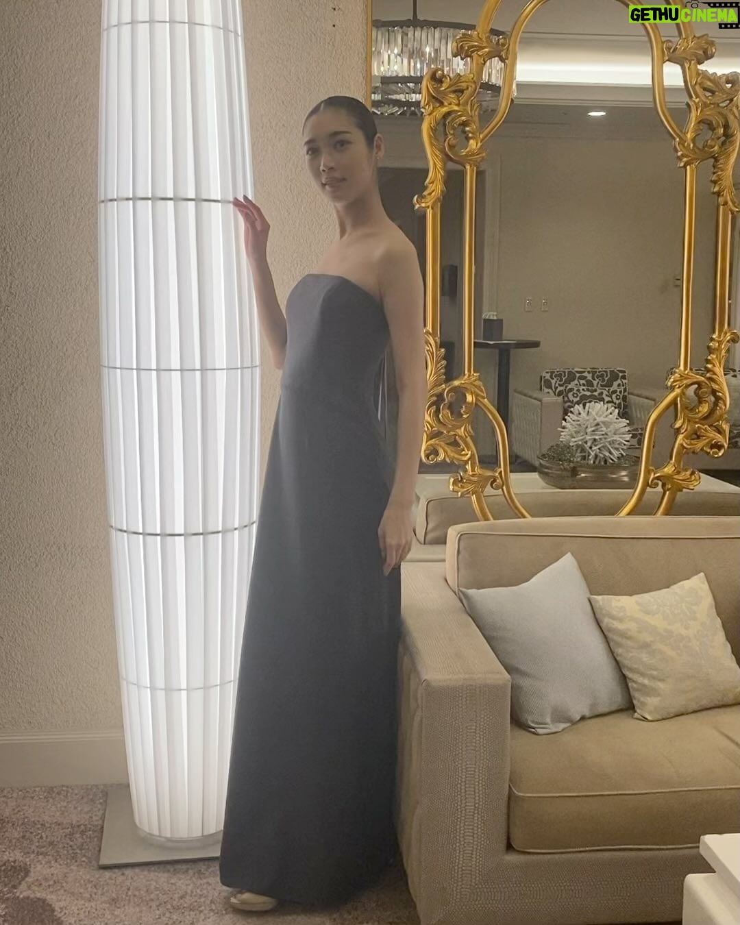 Miyu Hayashida Instagram - . HABA 「無添加スキンケアメイク」イメージモデルを務めさせていただくことになりました。 本日は、ハーバー研究所「無添加スキンケアメイクリニューアル発表会」💐 更にHABAの線密にこだわって作られた肌に優しい無添加のコスメと、ヘアメイクの千吉良さんのメイクアップショーも行いました。 優しくも凛とした強さのある女性像がHABAにぴったりだと思います。 皆さんも是非、日常に取り入れてみてくださいね😊♡ 💐 @haba_jp 👗 @albertaferretti #林田岬優