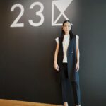 Miyu Hayashida Instagram - 23区30th ANNIVERSARY RUNWAY SHOWへ。 19歳の頃から、撮影や私服でお世話になっています。ベーシックで品格があり、特にパンツのラインが綺麗。showのスタイリングもとても素敵でした。これからもよろしくお願いします♡ Tshirt,gilet,pants @23ku_official self hairmakeup. #filterless