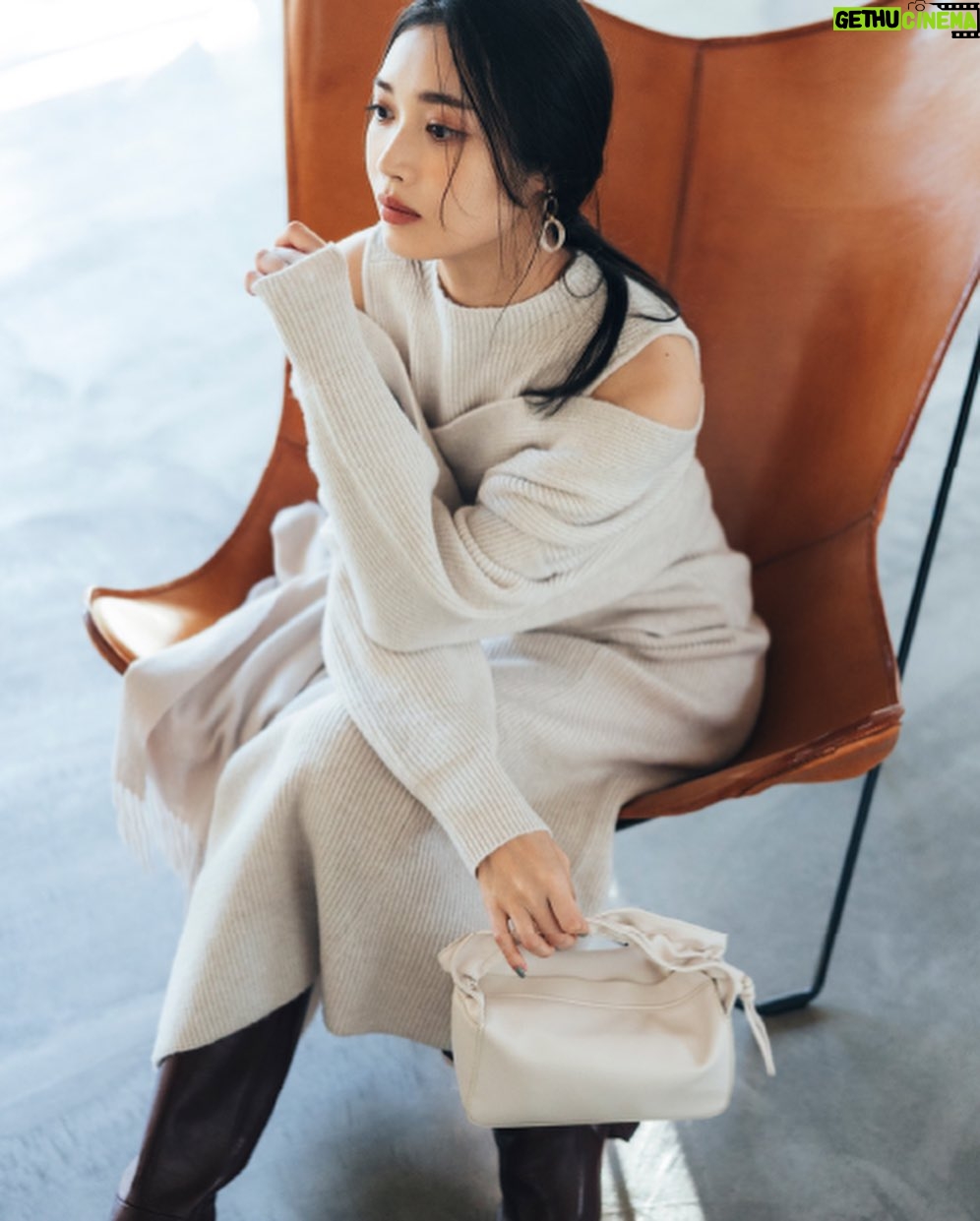 Miyu Hayashida Instagram - Natural Beauty Basic winter catalog
