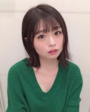 Mizuki Saiba Instagram - ロングの髪の毛でのお仕事がおわりまして

髪の毛を切りました

念願👏👏👏👏

これから綺麗に伸ばします