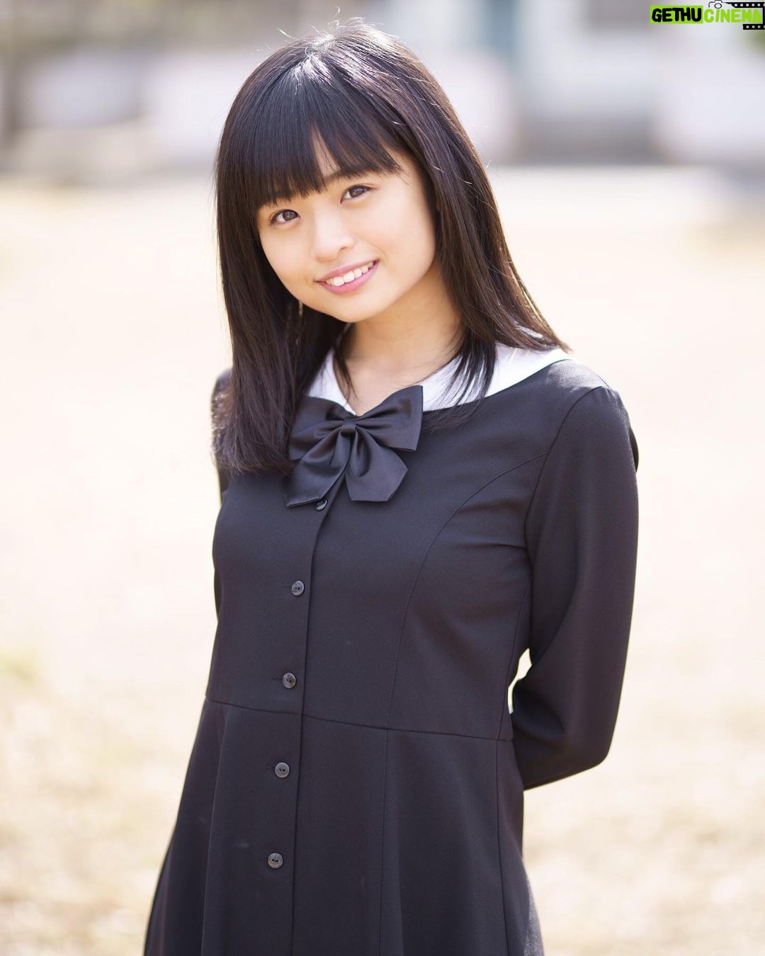 Mizuki Saiba Instagram - PV「坂道」の制服🏫 校服🏫 这个是我所属偶像集团的衣服👋 #gravure #idol #アイドル #japanese #japanesegirl #girl #粉我 #小姐姐 #照片 #偶像 #パーソナルトレーニング #被写体 #泳衣 #followme #likeme #西葉瑞希 #さい歯 #グラビア #水着 #likeme #followme #写真好きな人と繋がりたい #比基尼泳装 #泳装 #校服