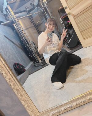 Mizuki Saiba Instagram - 2連続で似ている投稿になってしまっているんですけれども

稽古後に行きました、✌︎︎

体動かすことが好きなんだなあと思います‪︎‬ ‪︎☺︎

おかげで毎日筋肉痛ですけれども楽しいです♩