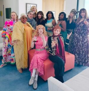 Mo Collins Instagram - This bunch!! Honoring Ms Luenell. Gorgeous. Listen, things were said. What happens at Griffin’s Salon stays at Griffin’s Salon. Thanks for another great ladies lunch, KG. #Luenell #Sia #KristenJohnson #rosieodonnell #womensupportingwomen #womenempoweringwomen #womenstyle #women #womenempowerment #comedywomen
