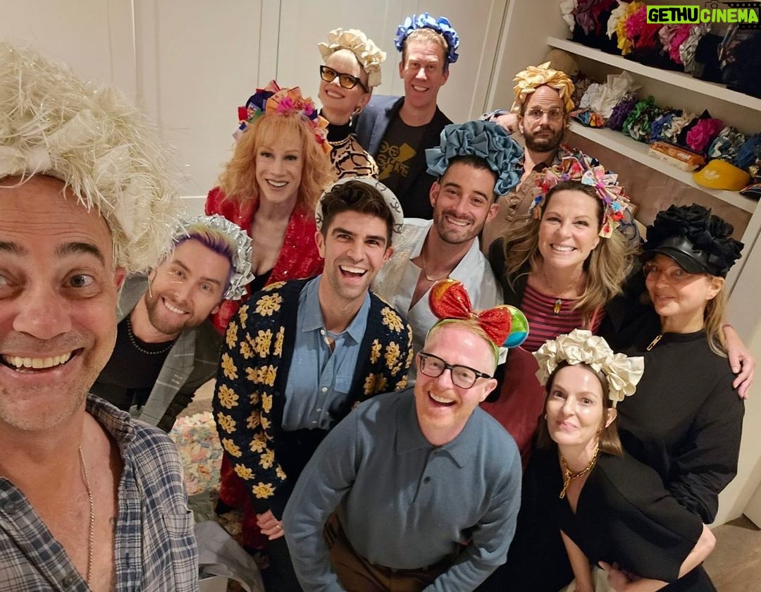 Mo Collins - 1.1K Likes - We went to Sia’s house for dinner. WE WENT TO SIA’S HOUSE FOR DINNER!! Not my typical Thursday night!! It was fantastical. All of it. Delicious dinner and conversation! We listened to new music in her bedroom !!!! We all wore her “crowns” and took a picture in her closet! (Look how happy I am!! I’m like 5!!!😂) She’s a human treasure. I love her! (I painted a picture for her as a gift and she loves it 😁) All tonight’s guests were just amazing. Same group from Kathy’s salon dinner. I needed this night. A beautiful night. Life can still hold magic, like childlike magic. Keep going , you’re doing great ! ❤️ @mocollinsart #Sia #magical #inspiration #salon #artofconversation #inspirationalpeople #keepgoing