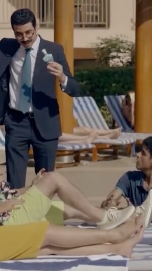 Mohamed Anwar Instagram - إعلان برفيوم عمرو دياب الجديد .. 
هترش رشة منه كل الستات يحنوا ✨