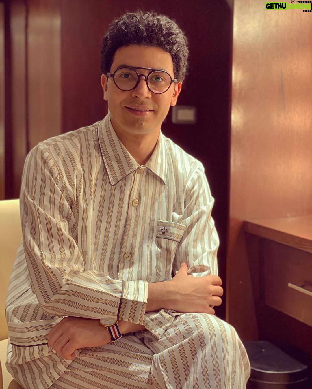 Mohamed Anwar - 43.3K Likes - نزل من مسلسل #اسعاف_يونس لحد دلوقتي ٦ حلقات
وكل اربعاء وخميس حصريا علي watch it حلقات جديده
يلا كله يتفرج عليهم وقولولي ايه اكتر حلقه عجبتكم