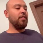 Mohamed Anwar Instagram - شكر خاص لكل من ساهم في خروج هذا العمل للنور 😂 عم سليمان عيد اللي وقف جنبي في اول تجربه تك توكيه 😂 @solimaneid10 اخويا وحبيبي مصطفي بسيط في دور الشاب ال ولا ولا ولا 😂 @mostafa_baseet والمخرج المبدع والمتألق دائما : كريم محمود عبدالعزيز اللي وقف جنبي وامن بموهبتي😂😂😂 @karimmahmoudabdelazizofficial