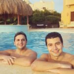 Mohamed Anwar Instagram - الخاطر العالمي عملناها في مصر عادي يا فهمي 😎😂 #مصر_احلي_من_ماليزيا 💪 @ahmadfahmy_official