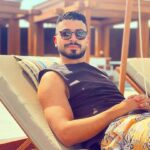 Mohamed Anwar Instagram - ليه واحنا واخدين بالنا بنتصور واحنا مش واخدين بالنا "محمد انور ٢٠٢٢ "