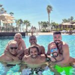 Mohamed Anwar Instagram - تعبنا جدا عشان نعملكم حاجة مختلفة وان شاء الله تشوفوا فيلم كبير ومليان مفاجآت #مستر_Ex