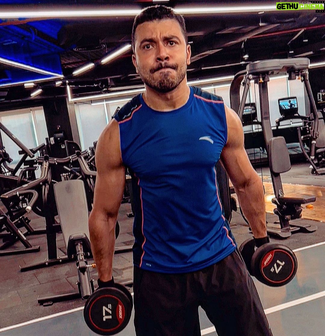 Mohamed Anwar Instagram - No pain no gain 🏋🏻⏳