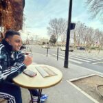 Mohamed Osama Instagram - ياااه.. لقد تذكرت عندما كنت طفلا وافطر الباتيه فى شوارع الشانزليزيه 👶🇫🇷❤️ Eiffel Tower, Paris, France