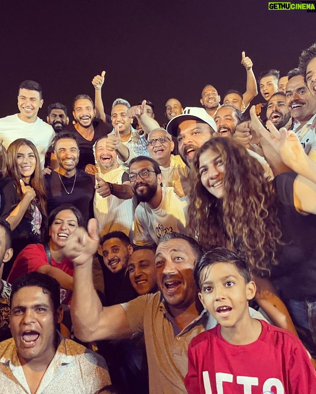 Mohamed Osama Instagram - الحمد لله فركش فيلم #مستر_إكس 🎬 شكرا لكل صناع الفيلم فى كل الاقسام بجد اتبسط جداااا واتشرفت بالشغل معاكم جميعااا ❤️بحبكم اووووووووى وهتوحشووووونى 🙏❤️