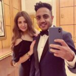 Mohamed Osama Instagram – كل سنه وانتى قلبى وعمرى وحياتى كل سنه وانتى طيبه يا احلى واغلى رودى فى الدنيا وربنا يخليكى ليا وميحرمنيش منك ابدا 💋💋💋💋❤️❤️❤️❤️❤️وعقبال ١٠٠ مليوووووون سنه🎂🎂🎂 بحبك ❤️