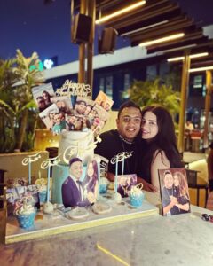 Mohamed Osama Instagram - الحمد لله تم تجديد التعاقد مع زوجتى للموسم السادس ولمده ١٠٠ موسم يارب مقابل ١٠٠ مليون حب وموده واحترام 😂❤️ ربنا يخليكى ليا وميحرمنيش منك ابدا ❤️❤️❤️