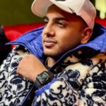 Mohamed Osama Instagram - Taken by : @hannahelzahed 🌷🙈 Choose the correct Answer: 1-قمور 2- قمور اوى