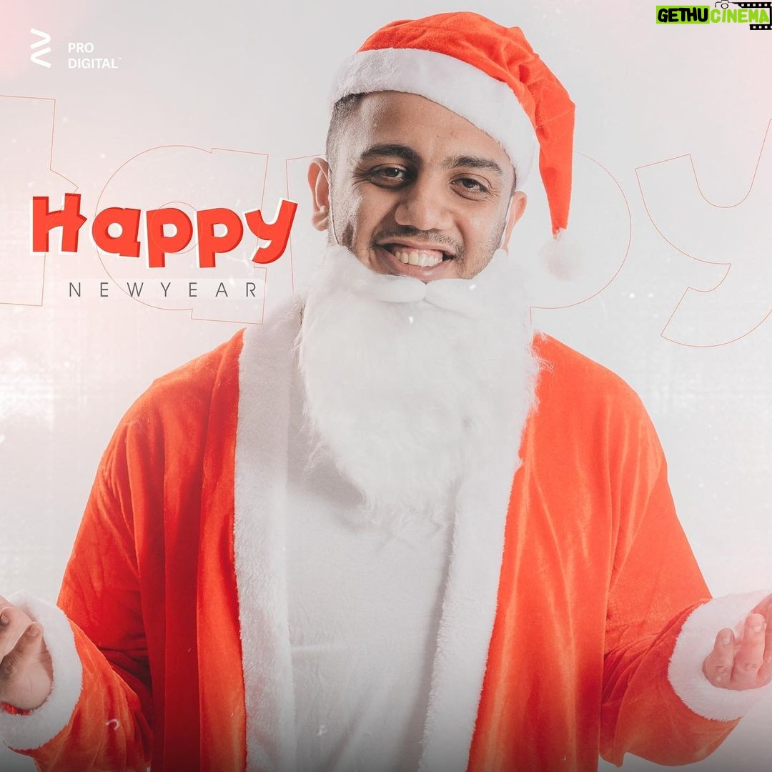 Mohamed Osama Instagram - كل سنه وانتوا طيبين وسنه جديده سعيده عليكم ان شاء الله 🎊🎉