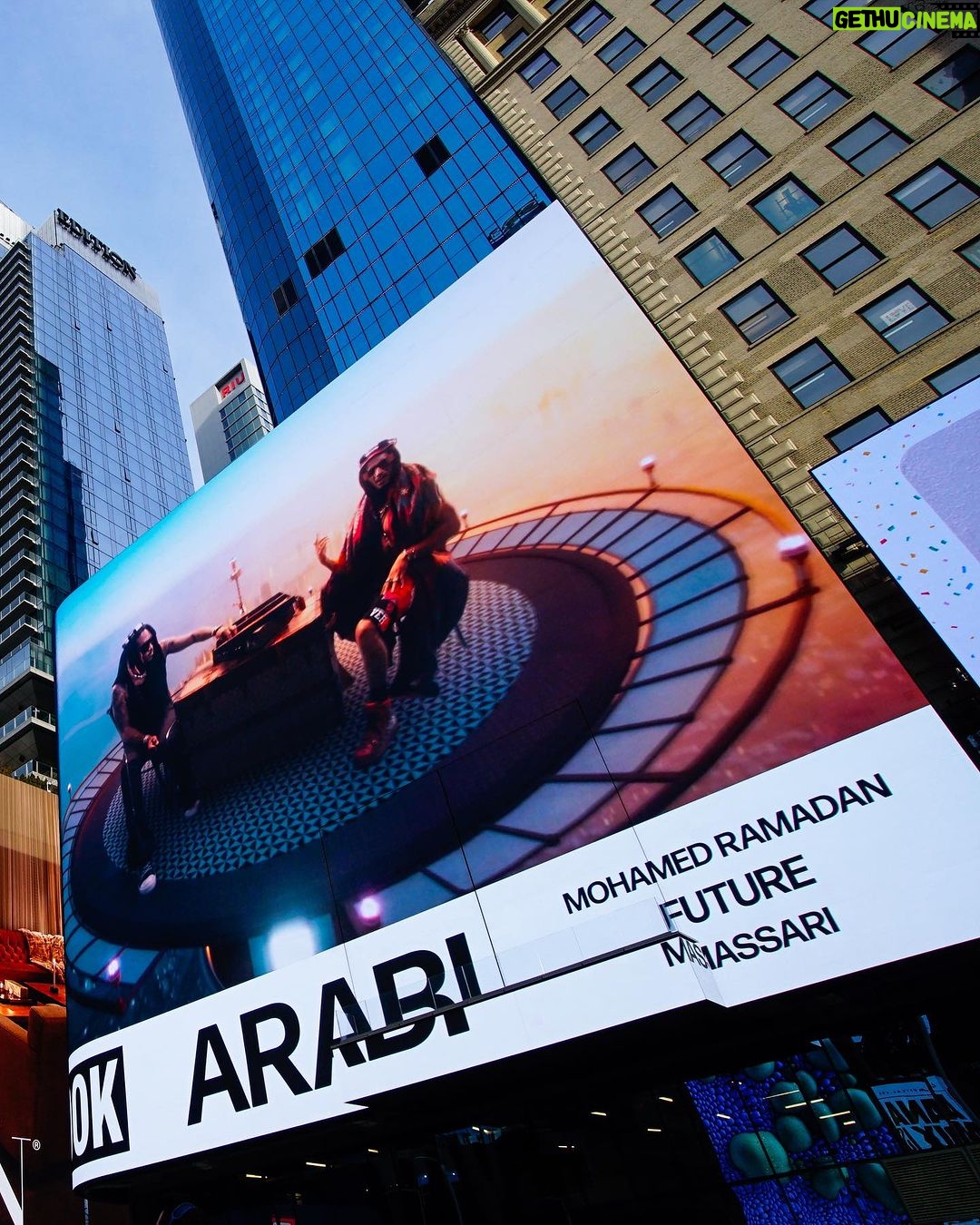 Mohamed Ramadan Instagram - ARABI ⚔️🗽 Times Square New York City, USA
