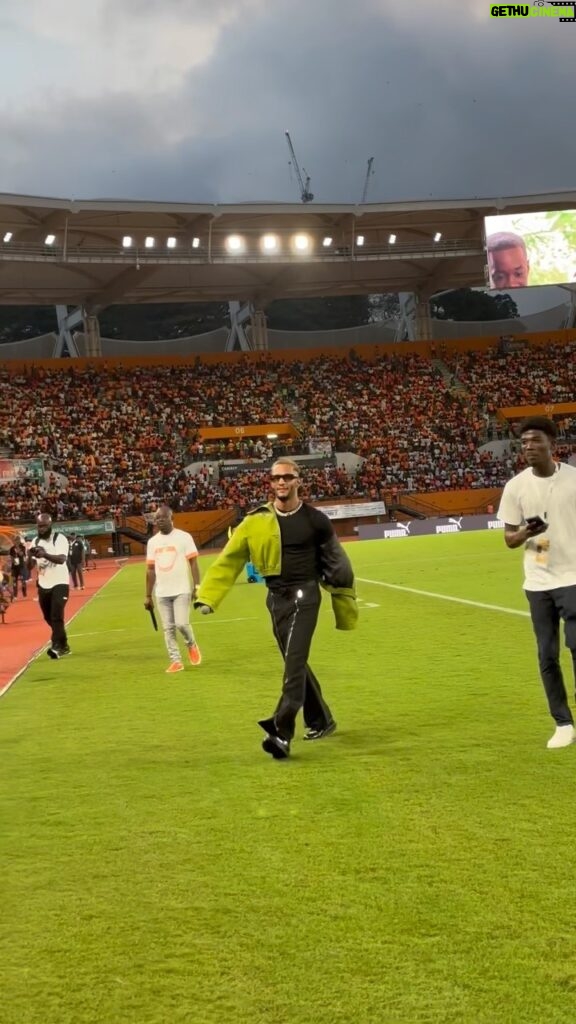 Mohamed Ramadan Instagram - 🏆🇨🇮 Félicitations au peuple bien-aimé de Côte d’Ivoire, cher à la coupe et pour la merveilleuse organisation Abidjan, Cote d'Ivoire