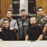 Mohammadreza Golzar Instagram - رامین رضاییان امروز مهمان ما در پشت صحنه عاشقانه ٢ فوتبال امشب پرسپولیس وپاختاکور رو پیش‌بینی کردیم: رضا گلزار : ١-٠ برد پرسپولیس رامین رضاییان :٢-١ برد پرسپولیس حسین یاری:١-٠ برد پرسپولیس منوچهر هادی: ٣-٢ برد پرسپولیس پيش بيني شما چيست؟