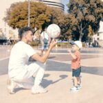 Mohammed El Amine El Khayari Instagram - TODO POR UN BALÓN ⚽️😅 Otro día en la oficina, Bcn city!! 🔥 Que alguien les diga que no molesto a nadie 🙄👎 - - - 🎶: PETETE - @gambi Barcelona, Spain