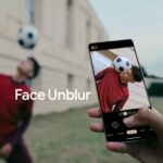 Mohammed El Amine El Khayari Instagram - Anuncio para @google y @fifaworldcup 🏆 anunciando el nuevo @googlepixel_us 📲 Proyecto tras proyecto in sha allah sin freno ⚽️📈 #freestyle #mohafs #google #fifaworldcup #googlepixel Google