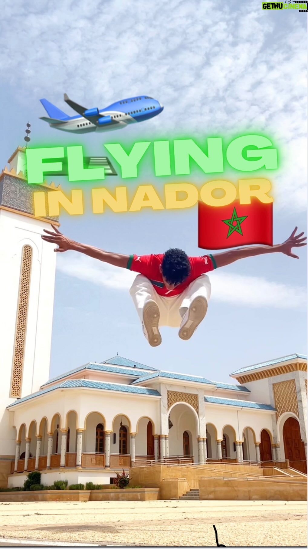 Mohammed El Amine El Khayari Instagram - Sobrevolando la nueva mezquita 🕌 en Nador 📍🇲🇦 donde hacemos el siguiente vídeo así? 👀 #morocco #edit #creativevideo #mohafs #streetstyle