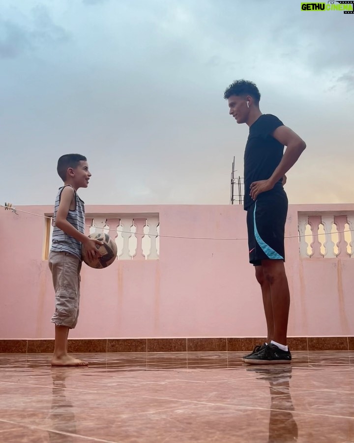 Mohammed El Amine El Khayari Instagram - moroccan vibezzz🌟🇲🇦 primera semana por mis tierras, visitando la familia, conociendo nuevos lugares y sobretodo mucho freestyle:) esta semana in sha allah visitaremos varias ciudades y vienen muchos vídeos 🔥‼️ #mohafs #morocco #freestyle #nador #rif Morocco, North Africa