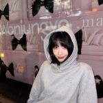 Momo Hirai Instagram – 🎀🐈‍⬛🖤